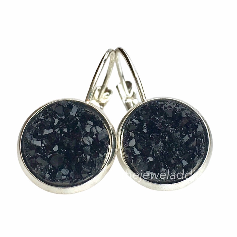 3/$20🎀 black faux druzy leverbacks